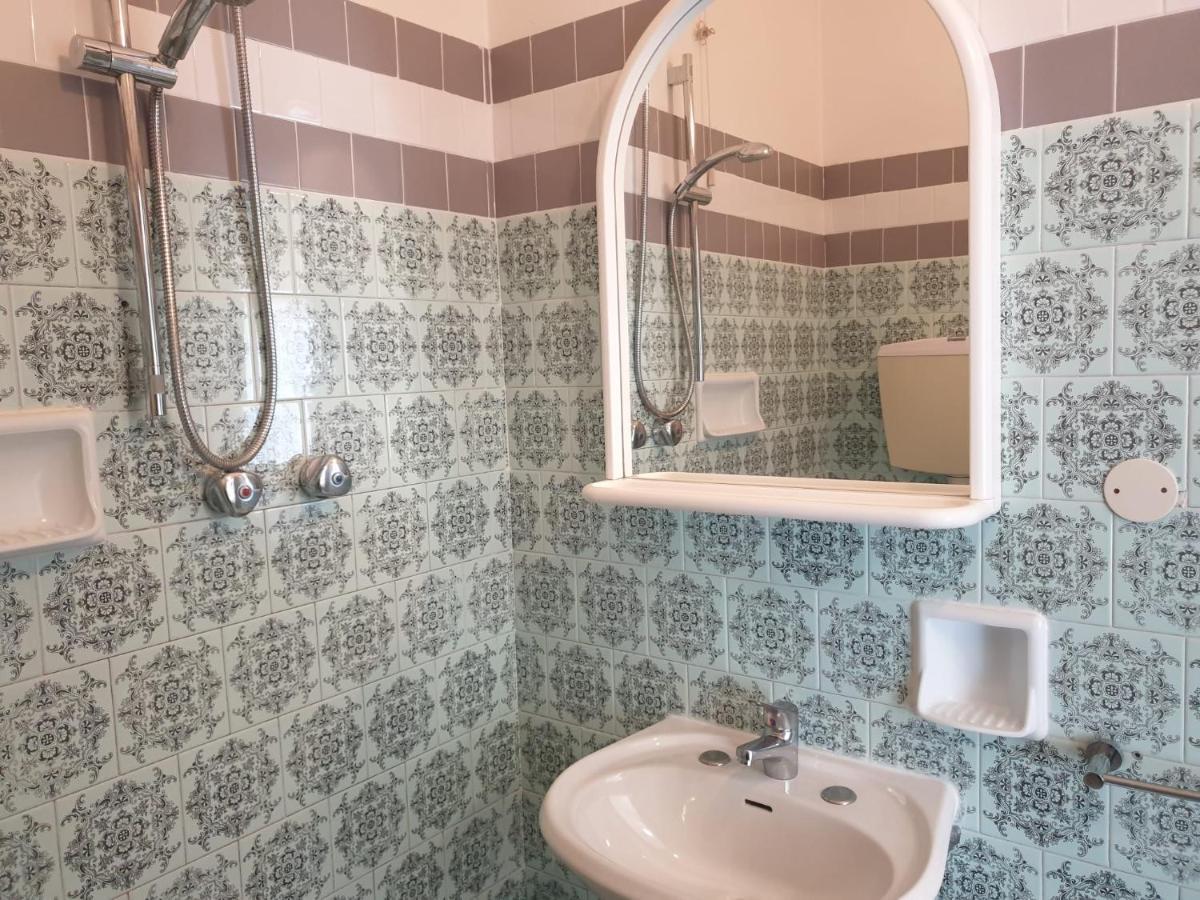 Hotel Baden Baden Римини Екстериор снимка