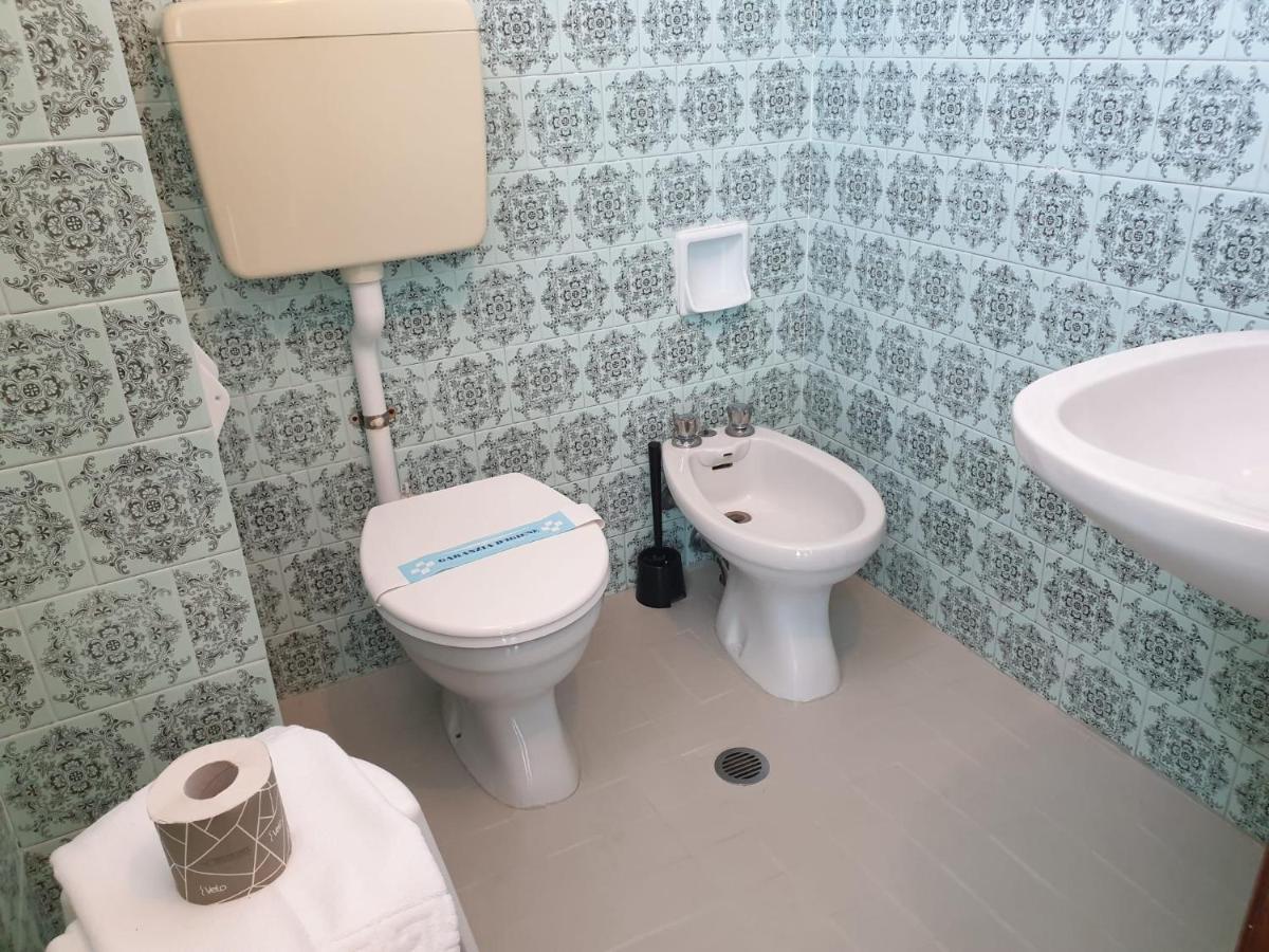 Hotel Baden Baden Римини Екстериор снимка